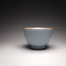 Load image into Gallery viewer, 70ml Shangshan Royal Jade Ruyao Teacup 汝窑御青上善杯