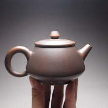 Load image into Gallery viewer, 125ml Shipiao Nixing Teapot 坭兴石瓢壶 by Wu Sheng Sheng