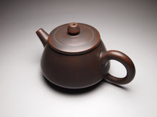 Load image into Gallery viewer, 125ml Shipiao Nixing Teapot 坭兴石瓢壶 by Wu Sheng Sheng