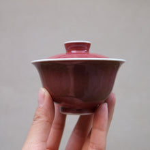 Load image into Gallery viewer, Fanggu JiangDouHong (Peach Blossom) Porcelain Gaiwan 仿古豇豆红盖碗