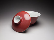 Load image into Gallery viewer, Fanggu JiangDouHong (Peach Blossom) Porcelain Gaiwan 仿古豇豆红盖碗