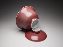 Load image into Gallery viewer, Fanggu JiangDouHong (Peach Blossom) Porcelain Gaiwan 仿古豇豆红盖碗