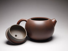 Load image into Gallery viewer, 100ml Little Xishi Nixing Teapot by Taohua Island Studio 陶花岛坭兴小西施