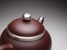 Load image into Gallery viewer, PRE-ORDER: Lao Zini Little Shuiping Yixing Teapot with Pure Silver Rim 包银老紫泥小水平 90ml