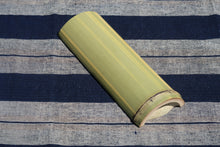 Load image into Gallery viewer, Large Green Bamboo Tea Scoop 保青竹子茶则