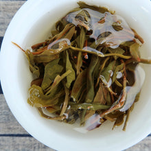 Load image into Gallery viewer, 2021 Spring Azure Spring BAOSHAN Ancient Wild Tree Raw Pu'er Tea Cake