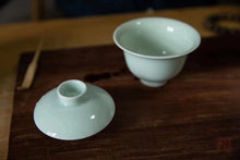 Load image into Gallery viewer, 160ml Duck Egg Glaze Porcelain Gaiwan, 鸭蛋青盖碗