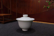 Load image into Gallery viewer, 160ml Duck Egg Glaze Porcelain Gaiwan, 鸭蛋青盖碗