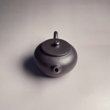 Load image into Gallery viewer, Heini (Wuhui Zhuni) Yuzhenzhiwan Yixing Teapot, 焐灰朱泥玉珍之玩, 110ml