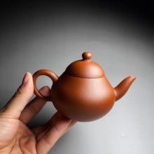 Load image into Gallery viewer, Zhuni Pear Yixing Teapot 朱泥梨形壶 125ml