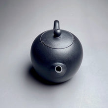 Load image into Gallery viewer, Heini (Wuhui Zhuni) Meirenjian Yixing Teapot, 焐灰朱泥美人肩壶, 180ml