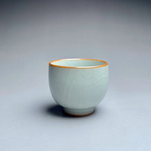 Load image into Gallery viewer, 35ml Zhili Moon White Ruyao Teacup, 直立月白汝窑茶杯