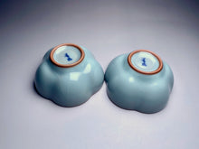 Load image into Gallery viewer, Pair of Matching 75ml Five-Lobed Azure Ruyao Teacups, 天青汝窑茶杯