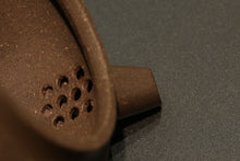 Load image into Gallery viewer, TianQingNi Sangbian Yixing Teapot, 天青泥桑扁壶, 150ml