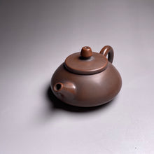 Load image into Gallery viewer, 100ml Shipiao Nixing Teapot 坭兴石瓢壶 by Zhou Yujiao