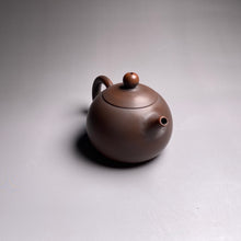 Load image into Gallery viewer, 130ml Xishi Nixing Teapot by Zhou Yujiao