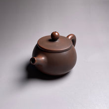Load image into Gallery viewer, 80ml Mulan Nixing Teapot by Zhou Yujiao