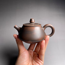 Load image into Gallery viewer, 100ml Shipiao Nixing Teapot 坭兴石瓢壶 by Wu Sheng Sheng