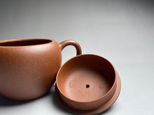 Load image into Gallery viewer, Jiangponi Wandeng Yixing Teapot, 降坡泥宛灯壶, 125ml