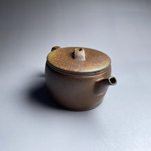 Load image into Gallery viewer, Wood Fired Hanwa Huangjin Duan Yixing Teapot, 柴烧黄金段汉瓦壶, 130ml