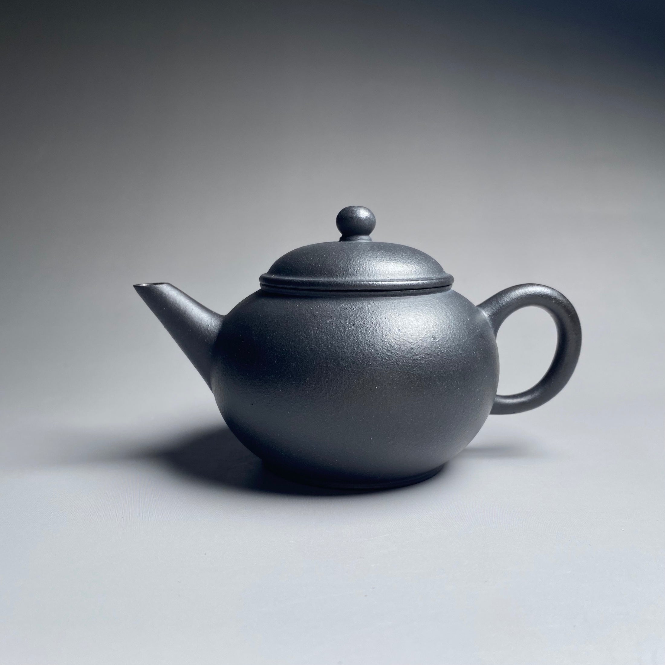 What is Heini? Wuhui and Black Yixing Teapots – MudandLeaves