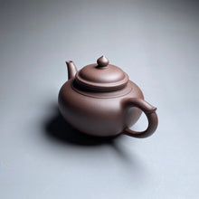 Load image into Gallery viewer, Dicaoqing Xiaoying Yixing Teapot, 底槽青笑罂壶, 250ml