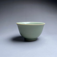 Load image into Gallery viewer, 125ml Miseyou Porcelain PingMing Teacup from Jingdezhen