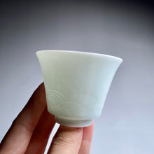 Load image into Gallery viewer, 70ml YingQing 影青 Waves Motif Horseshoe Porcelain Teacup