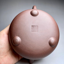 Load image into Gallery viewer, Dicaoqing Hanting Shipiao Yixing Teapot with Carving of Bamboo, 底槽青大满瓢(寒汀石瓢),  450ml