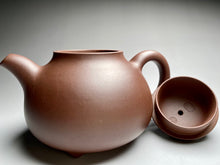 Load image into Gallery viewer, Dicaoqing Ruding Yixing Teapot, 底槽青乳鼎, 225ml