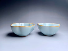 Load image into Gallery viewer, Pair of Matching 75ml Five-Lobed Azure Ruyao Teacups, 天青汝窑茶杯