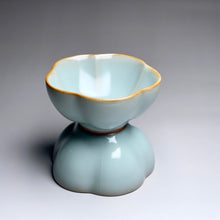 Load image into Gallery viewer, Pair of Matching 75ml Five-Lobed Azure Ruyao Teacups, 天青汝窑茶杯