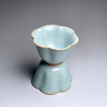 Load image into Gallery viewer, Pair of Matching 30ml Morning Glory Azure Ruyao Teacups, 天青汝窑茶杯