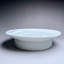 Load image into Gallery viewer, Mountain and Cloud Motif Fencai Jingdezhen Porcelain Saucer / Tea Boat