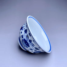 Load image into Gallery viewer, 120ml Fish and the Sea Qinghua Fanggu Jingdezhen Porcelain Cup