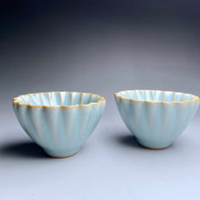 Load image into Gallery viewer, Pair of Matching 35ml Sea Shell Azure Ruyao Teacups, 天青汝窑茶杯