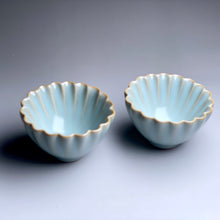 Load image into Gallery viewer, Pair of Matching 35ml Sea Shell Azure Ruyao Teacups, 天青汝窑茶杯