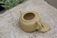 Load image into Gallery viewer, Benshan lüni Jinglan Yixing Teapot, 本山绿泥井栏, 170ml