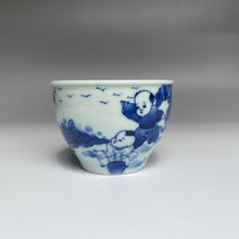 Load image into Gallery viewer, 90ml Qinghua Children Playing Instruments Fanggu Jingdezhen Porcelain Teacup,   仿古全手工青花童趣福寿杯