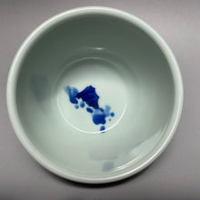 Load image into Gallery viewer, 90ml Qinghua Children Playing Instruments Fanggu Jingdezhen Porcelain Teacup,   仿古全手工青花童趣福寿杯