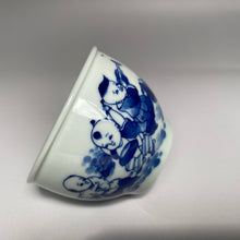 Load image into Gallery viewer, 90ml Qinghua Children Playing Instruments Fanggu Jingdezhen Porcelain Teacup,   仿古全手工青花童趣福寿杯