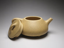 Load image into Gallery viewer, Benshan lüni 本山绿泥 Shipiao Yixing Teapot, 160ml