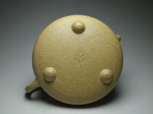 Load image into Gallery viewer, Benshan lüni 本山绿泥 Shipiao Yixing Teapot, 160ml