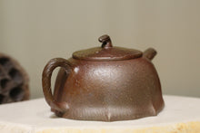 Load image into Gallery viewer, Wood Fired Lao Duanni Lianjing Yixing Teapot 柴烧老段泥莲镜壶 155ml