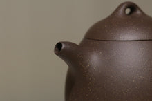 Load image into Gallery viewer, TianQingNi Qinquan Yixing Teapot, 天青泥秦权壶, 160ml