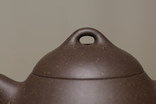 Load image into Gallery viewer, TianQingNi Qinquan Yixing Teapot, 天青泥秦权壶, 160ml