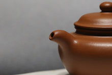 Load image into Gallery viewer, Fully Handmade Zhuni Fanggu Yixing Teapot, 全手工朱泥小仿古壶, 80ml