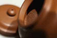 Load image into Gallery viewer, Fully Handmade Zhuni Fanggu Yixing Teapot, 全手工朱泥小仿古壶, 80ml