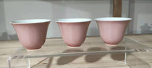 Load image into Gallery viewer, 100ml Fanggu JiangDouHong (Peach Blossom) Porcelain Tall Teacup by Lee Shanming 善款仿古豇豆红杯