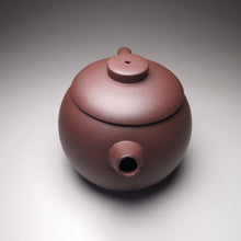 Load image into Gallery viewer, Dicaoqing Julunzhu Yixing Teapot, 底槽青巨轮珠, 150ml